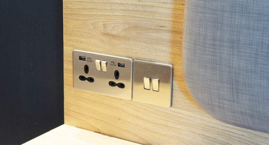 Holiday Inn - Modular Building System - See Switches